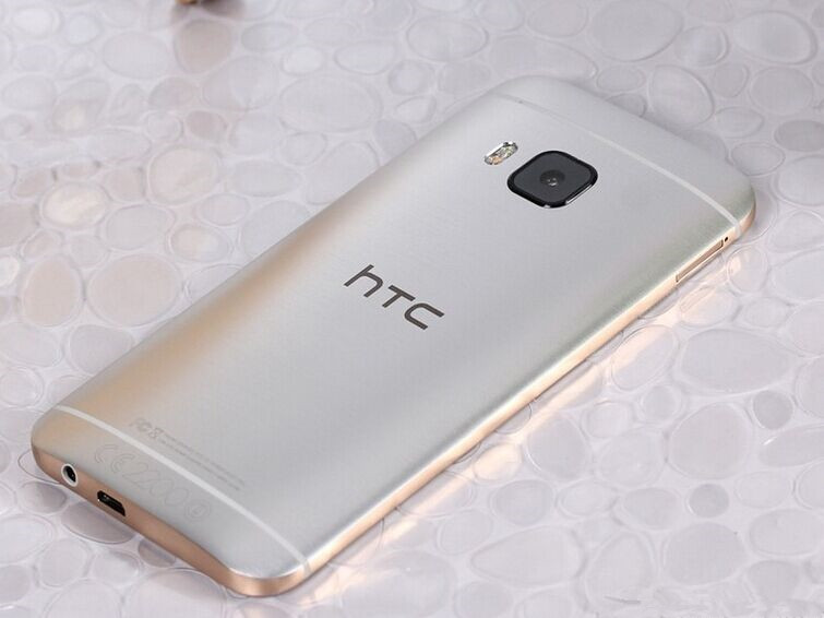 HTC ONE M9